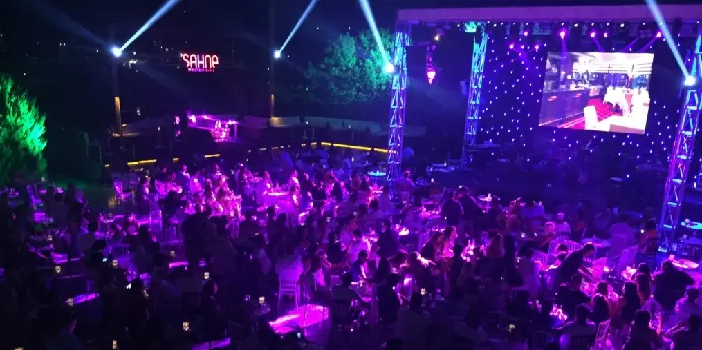Sahne İstanbul Alaçatı