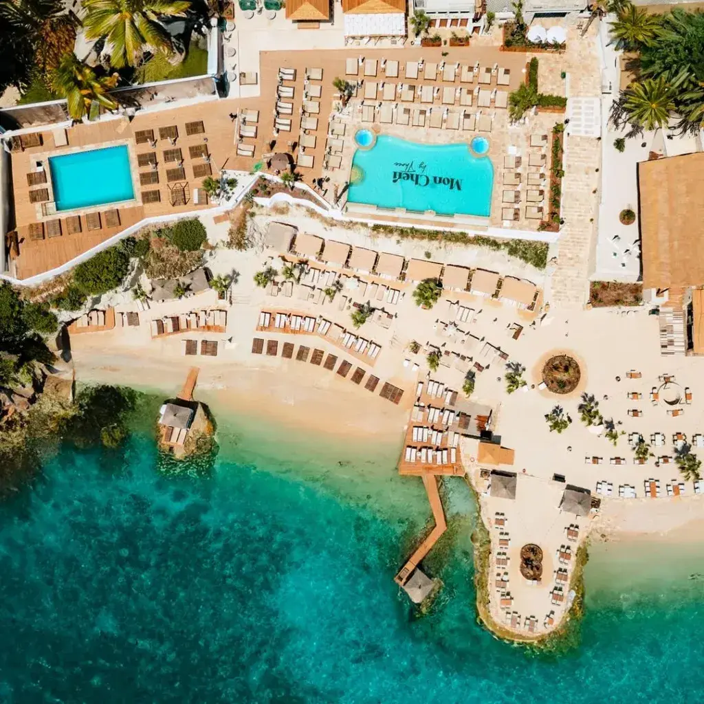 MonCheri Beach & Pool