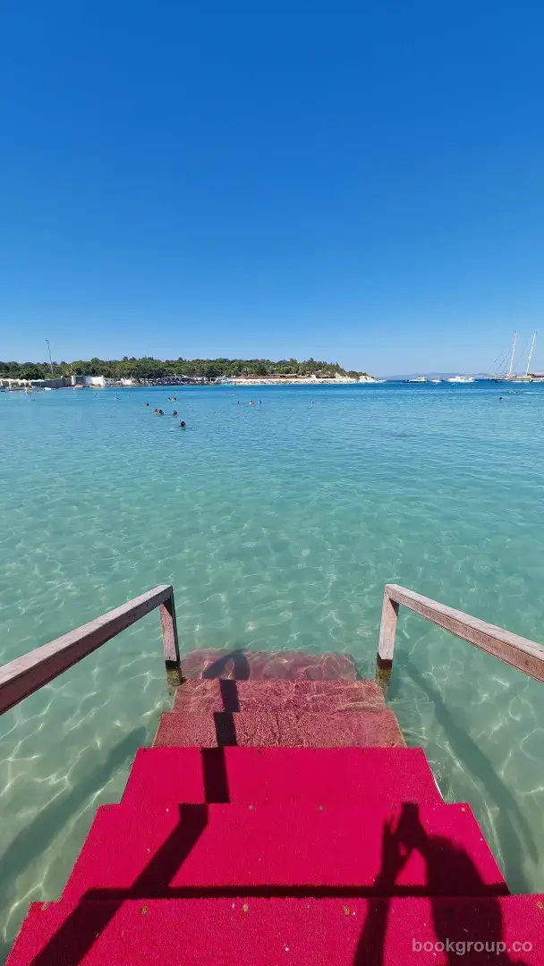 Aura Ayayorgi Beach fotoğraf 4